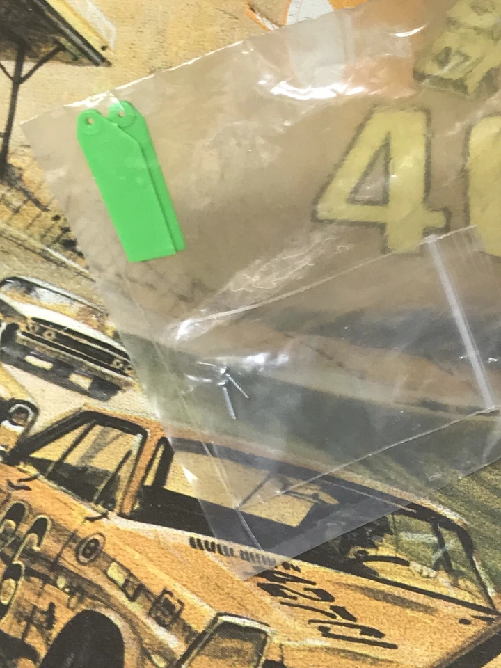 Blade BLH3733GR Tail Rotor Blade Set Green: 130 X NewInPack USA Shipped - Image 4 of 4