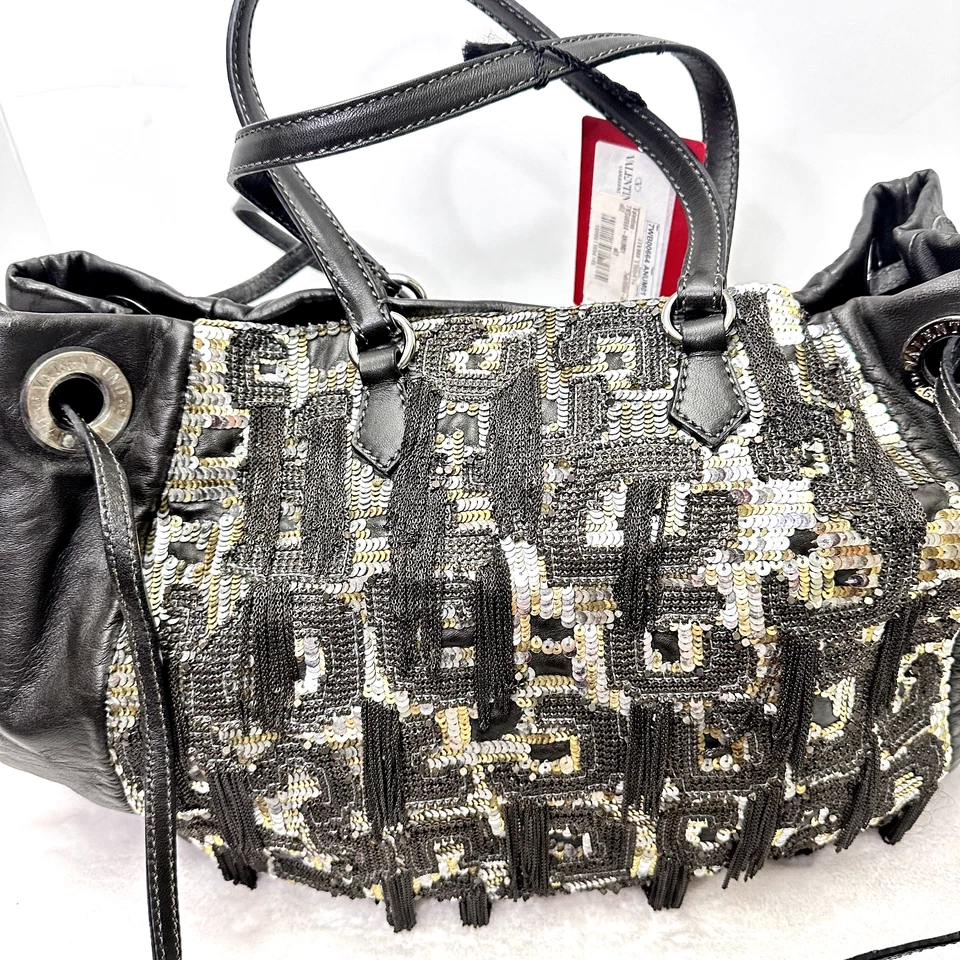 Bolso para mujer Valentino Garavani de cuero gris oscuro con lentejuelas precio de venta sugerido por el fabricante 3495 USD Foto 3 de 4