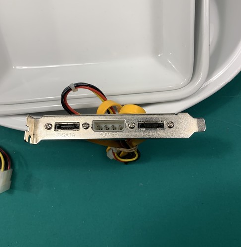 Gigabyte 12Cf1-3Satpw-12r - 第 1/2 張圖片