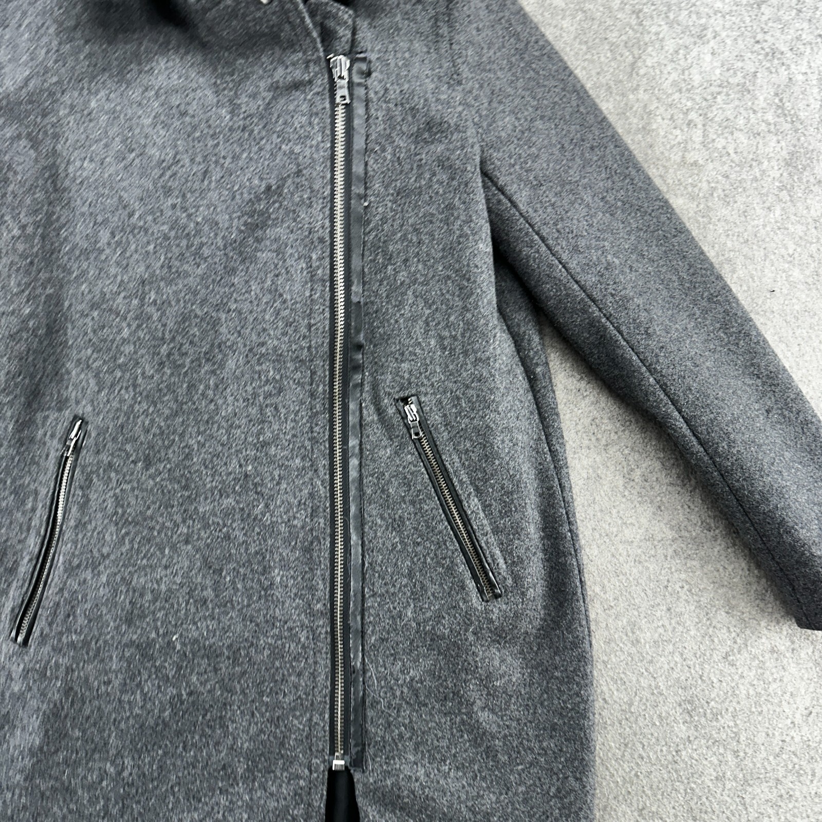 Gap Jacket Womens Small Gray Lined Asymmetrical Z… - image 4