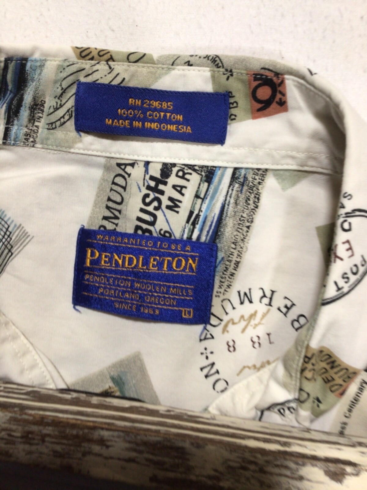 PENDLETON Men's Size Lge Retro Style Stamp Allover Hawaiian Style