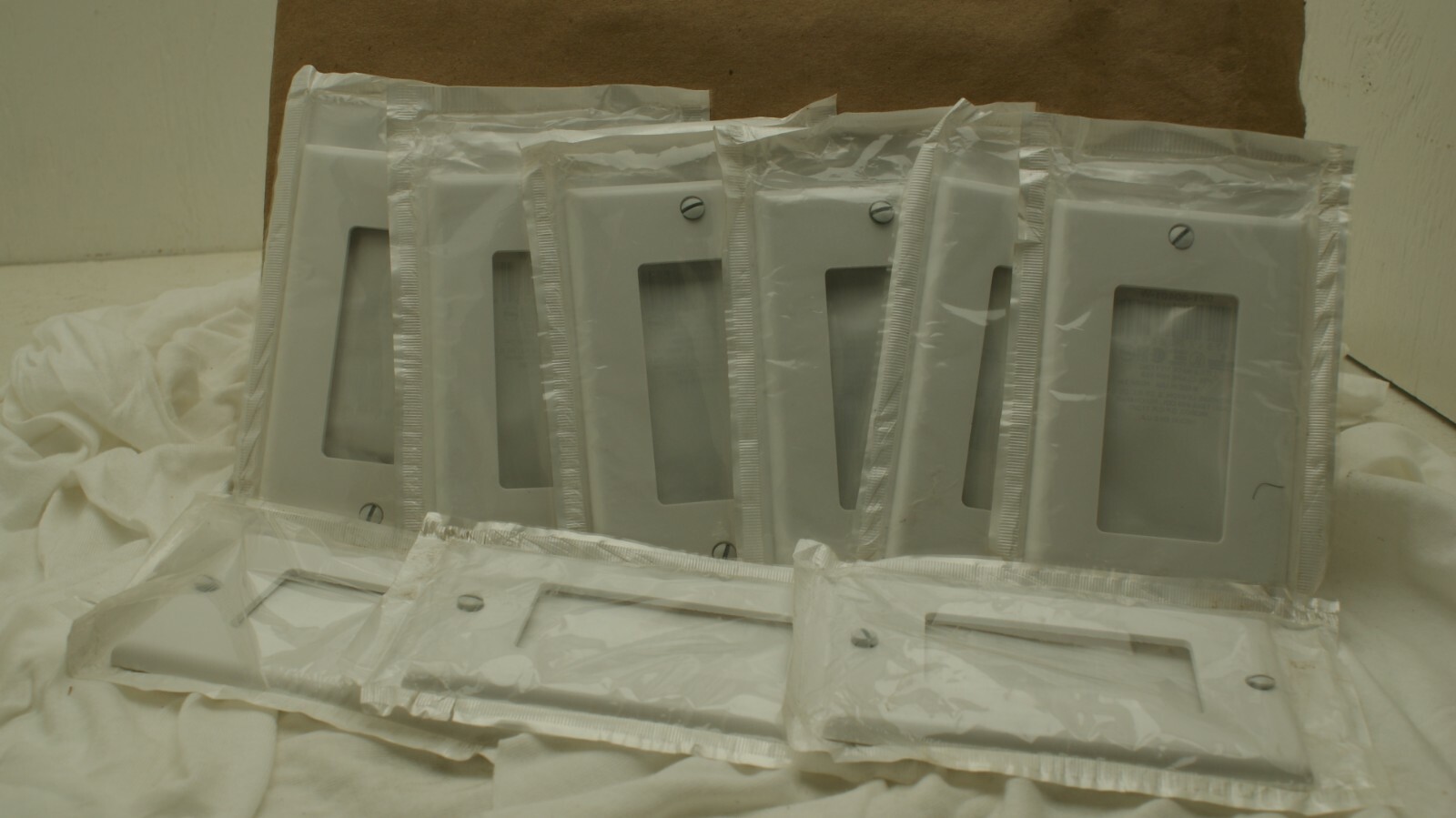 Outlet 021-80401-white (lot Of 9)