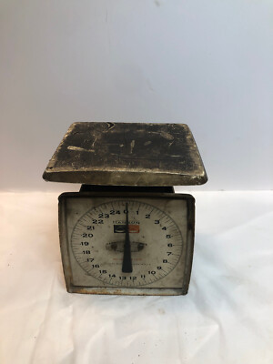 Vintage 1960's HansonUtility Scale Measures up to 25 Pounds Primitive Decor