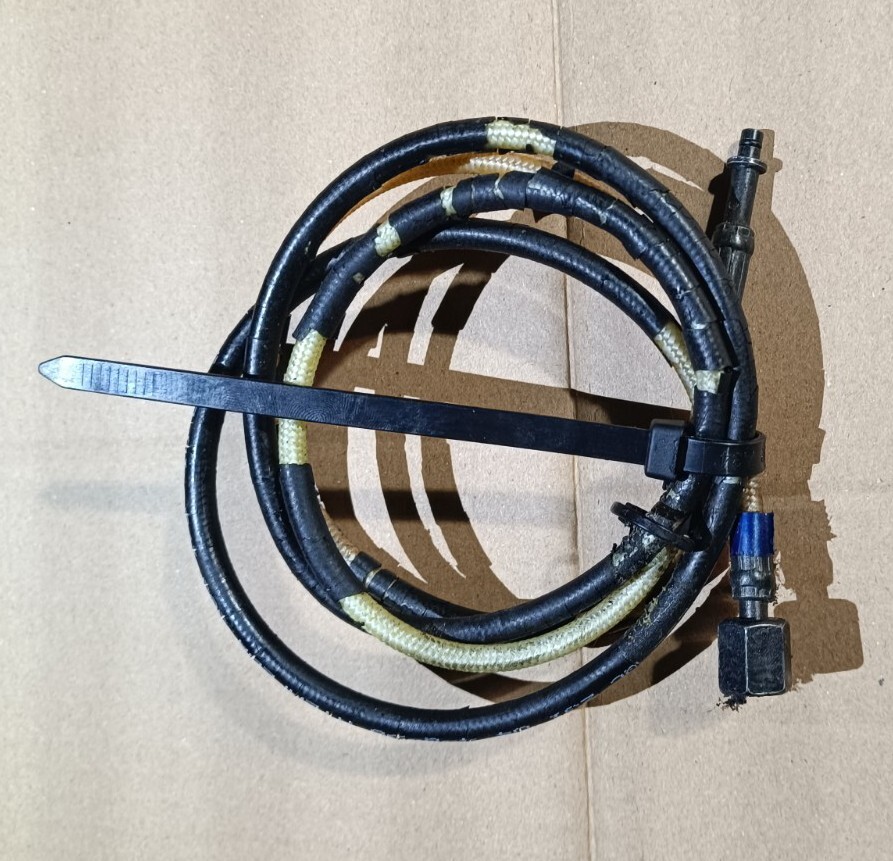 VW Golf 4 Cabrio Hydraulikleitung Druckschlauch Verdeck Links 