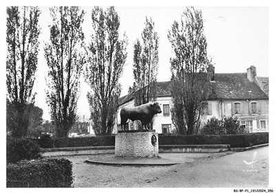 BS-BFP1-0179-21 - Saulieu - Neuste Artwork Bildhauer Sedélocien François