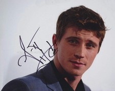 GARRETT HEDLUND - GENUINE SIGNED AUTOGRAPH