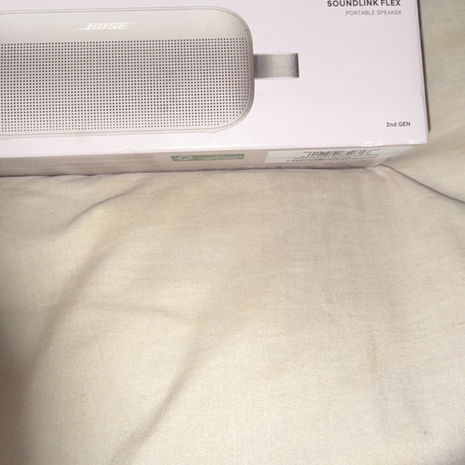Bose SoundLink Flex 2nd Gen Portable Bluetooth Speaker, White