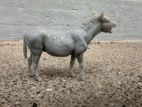 Braying Donkey Animal Den Model Resin Stablemate 2 1/4”