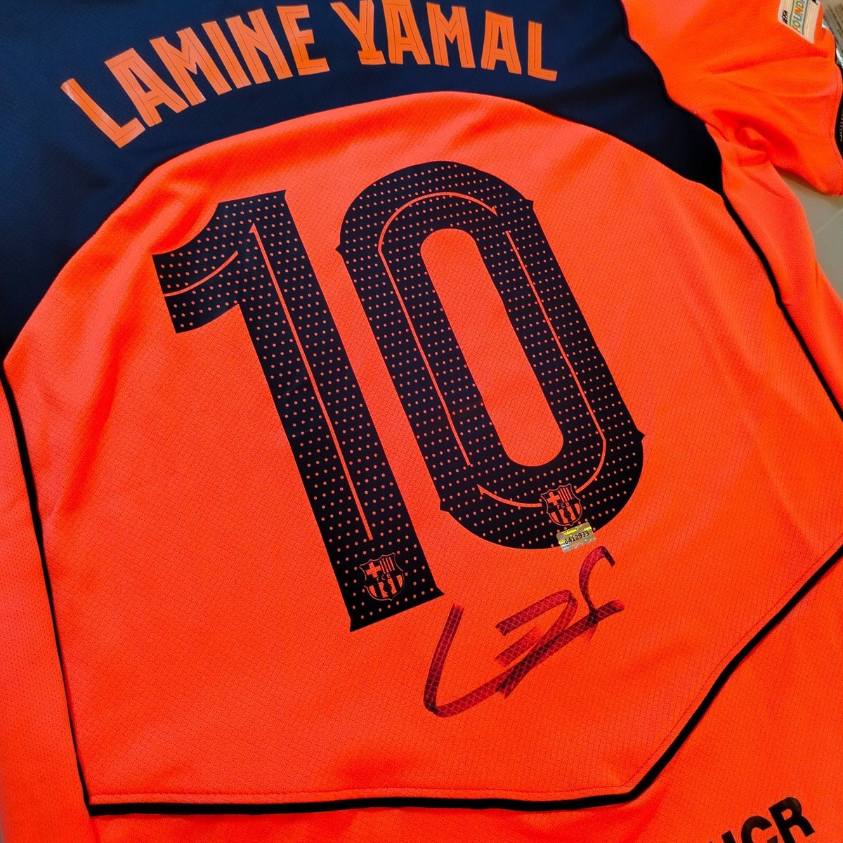 Lamine Yamal #10 Autographed Barcelona Jersey With COA | eBay