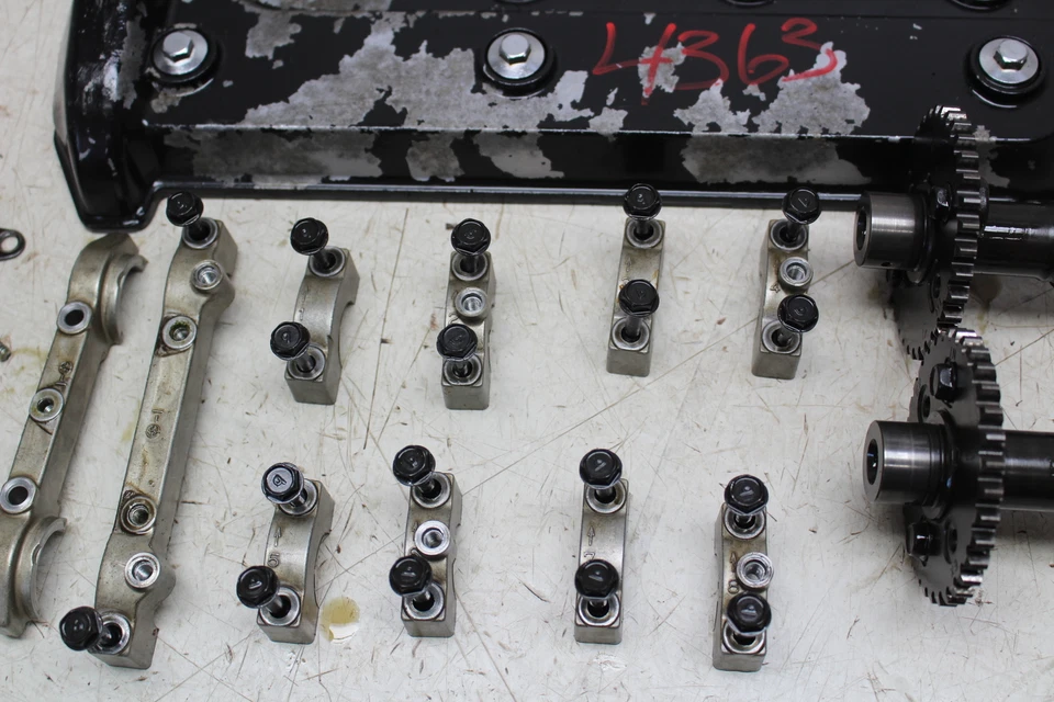 1992 KAWASAKI NINJA ZX11 ENGINE TOP END CYLINDER HEAD - Изображение 4 из 4