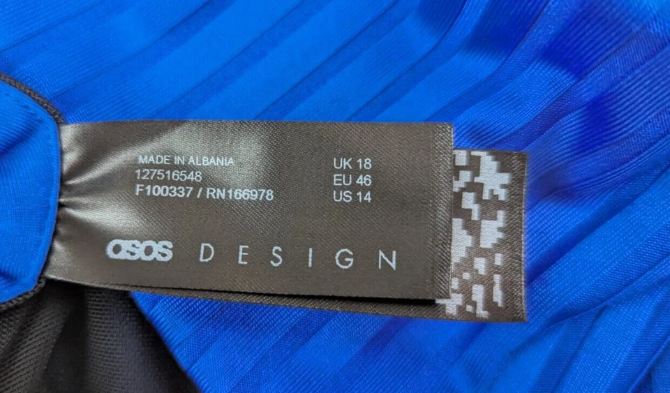 Tankini recortado azul sobre rayas azules natación 3293 diseño ASOS talla 14 Foto 3 de 3