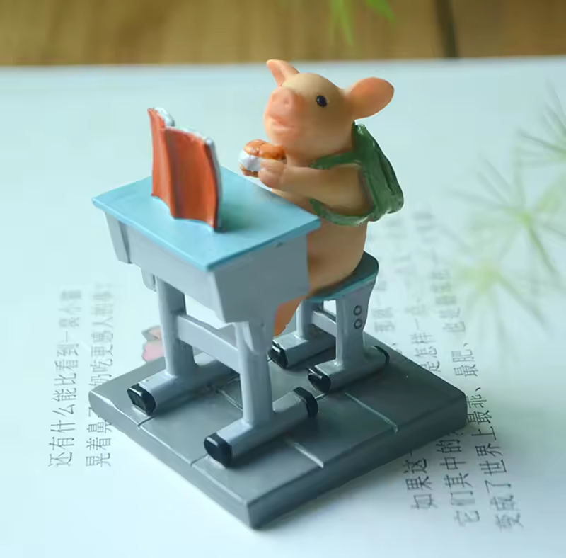 Mini Pig Reading Book Desk Statue Fairy Garden Decor Gift