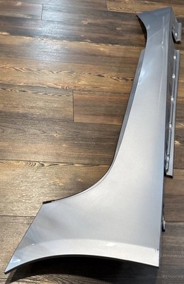 2003-2008 BMW Z4 E85 RIGHT PASSENGER SIDE SKIRT ROCKER  MOLDING PANEL TRIM 