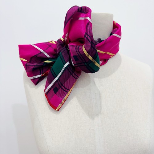 Vintage Oscar De La Renta Hot Pink Green Plaid Gold Silver Metallic Silk Scarf - Picture 4 of 19