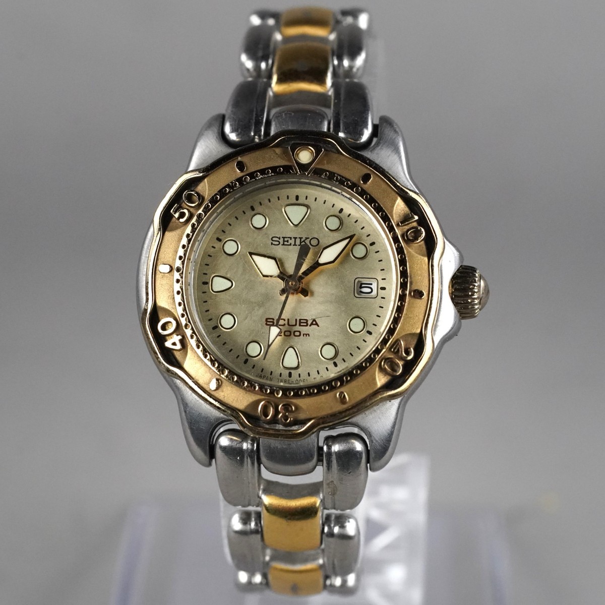 SEIKO SCUBA 1993 7N85-0070 200m Women's Watch 30mm Diver Vintage
