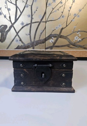Rustic Vintage Wooden Metal Trim Mens Trinket Chest,  Hinge For Lock (No Lock) - Picture 14 of 19