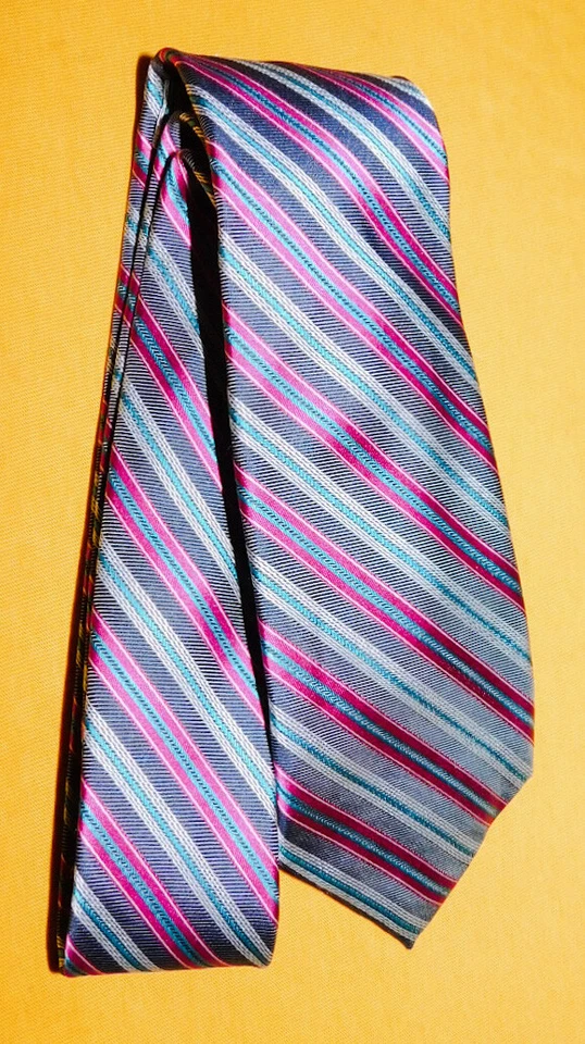 CORBATA DELGADA A RAYAS AZUL/ROJO/GRIS BEN SHERMAN PARA HOMBRE - CORBATAS PARA EL CUELLO - CORBATAS DE DISEÑADOR. Foto 2 de 3