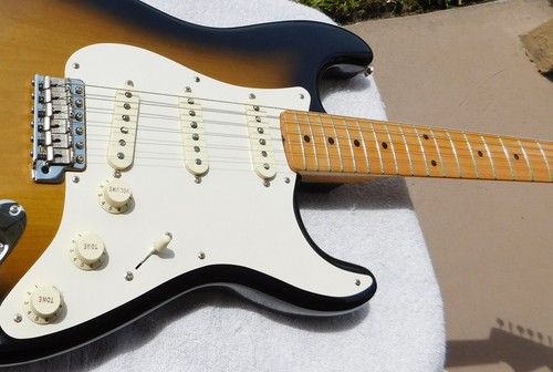 Fender American Vintage '57 Stratocaster Reissue Electric Guitar 2006 - Picture 7 of 24
