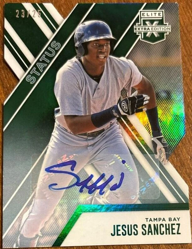 Autographs Status Emerald Die-Cut