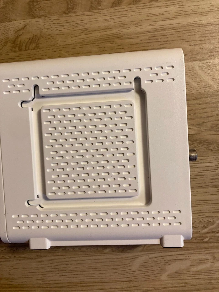 Cable módem ARRIS SURFboard Touchstone SB6141 - Reacondicionado, Blanco, ¡y Funciona! Foto 4 de 4