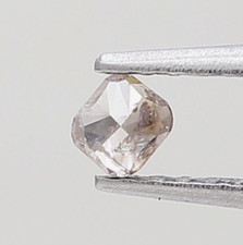 natural diamond 0.11ctw pink cushion modified brilliant cut for jewelry