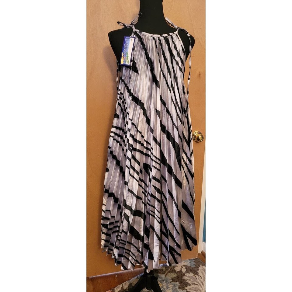NWT India Boutique Silver & Black Pleated Wedding Guest Maxi Dress