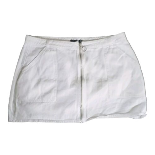 Boohoo Skirt White Denim Zip Up Mini Festival Summer Size 18 - Picture 1 of 6