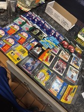 Fun Lot of 24 Unopened Wax & Racks Packs