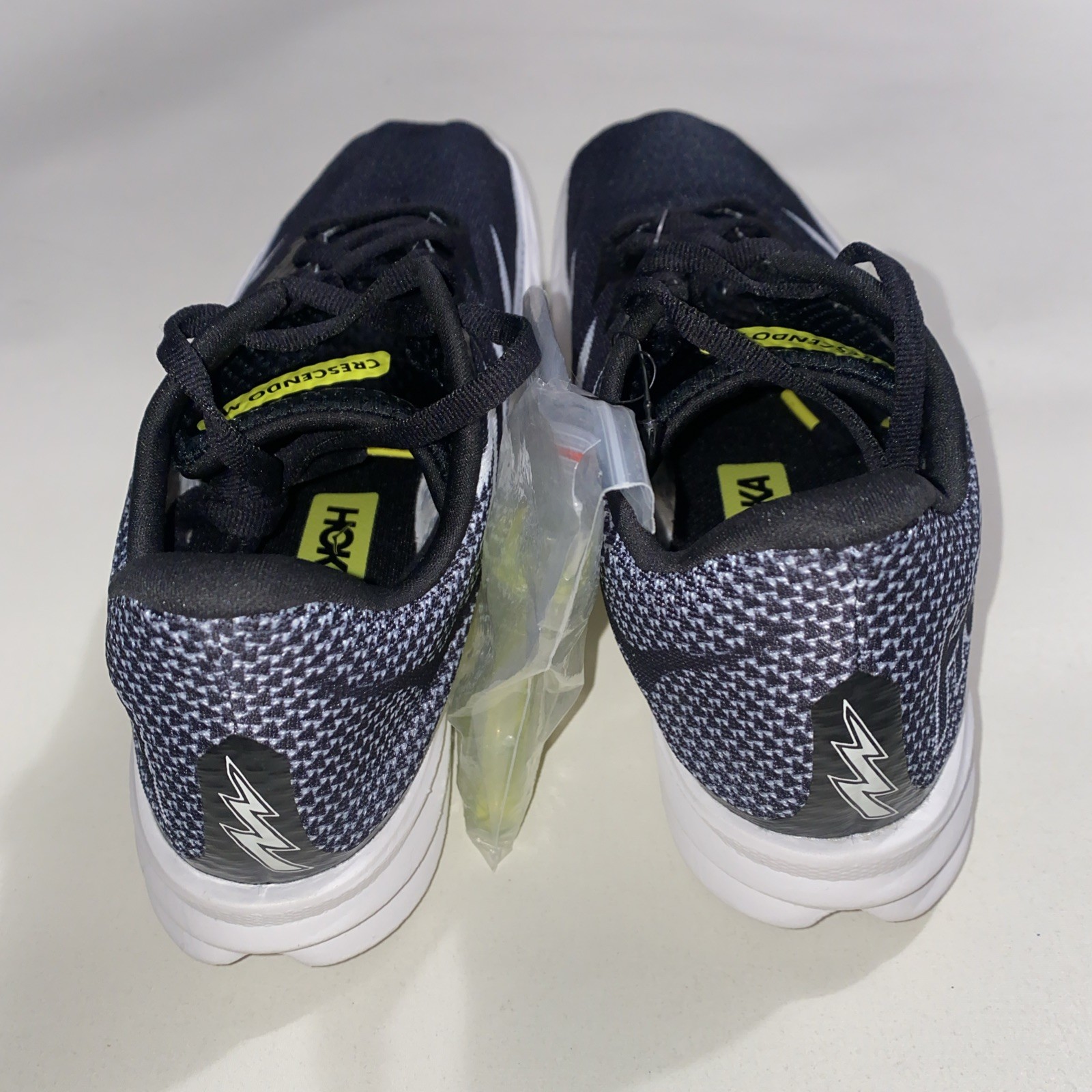 Hoka One One Crescendo MD Women’s 8 Mens 6.5Track Spike Running Shoes 1134520 thumbnail 4