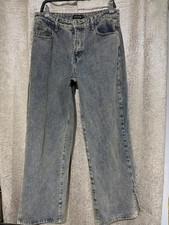 plt low rise split hem bleach wash jeans