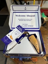 HOUNDSBAY Boxer Professional Boot Stretcher Men's size Med - with Bunion Plugs