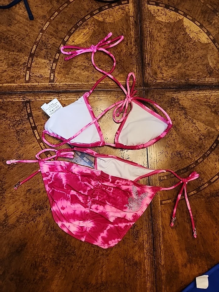 SEXY BIKINI PLAYBOY NATACIÓN ROSA INTENSO CON LOGO PLAYBOY TACHONADO. DE COLECCIÓN TALLA M DEFECTO Foto 2 de 4