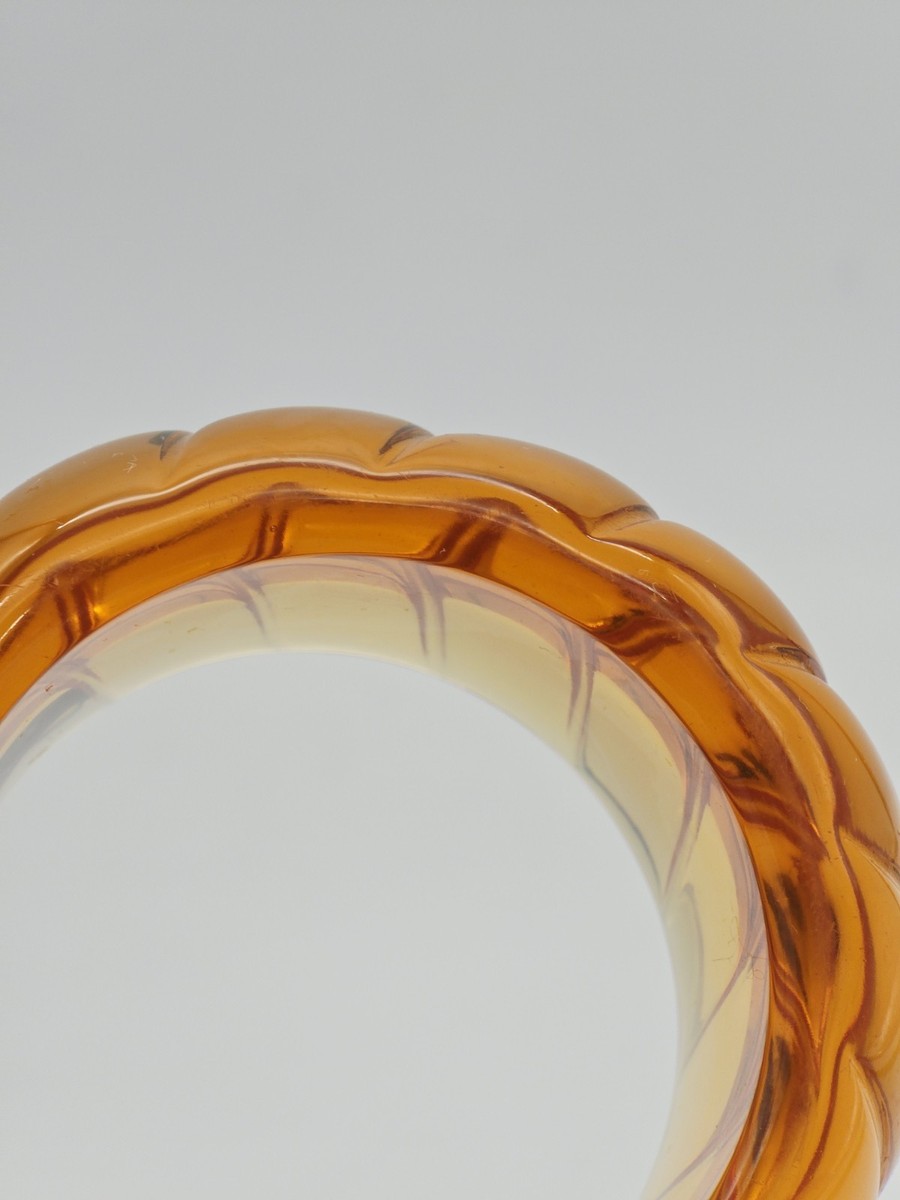 Vintage Xlg Chunky Apple Juice Swirl  Bangle Bracelet *not Bakelite* View 4