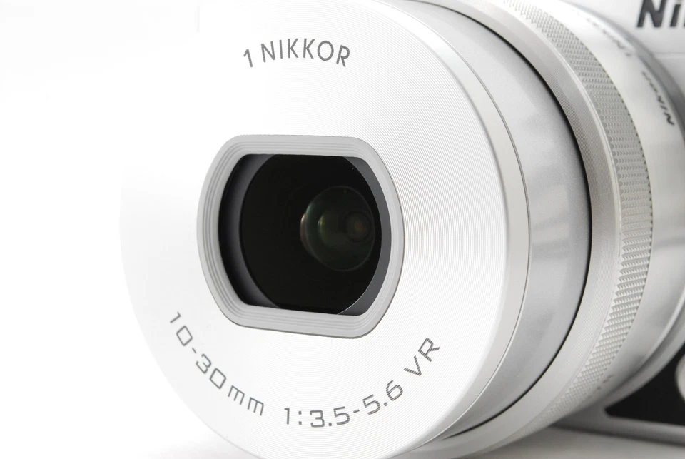2,420 Shots!! [MINT]Nikon 1 J5 Mirrorless Digital Camera 10-30mm Lens Kit JAPAN - Image 3 of 4