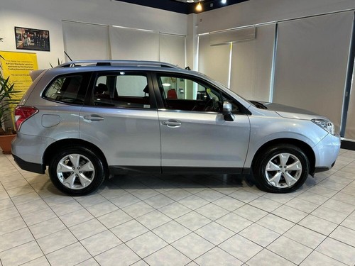 SUBARU FORESTER 2.0 i XE 2015 - Picture 9 of 24