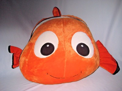 finding nemo pillow