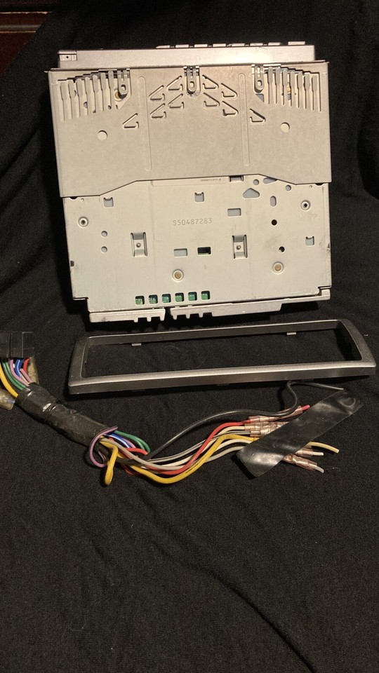 Used Alpine Car Stereo W/ Cd Player CDE9841 eBay