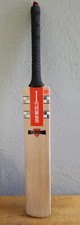 GRAY-NICOLLS Prestige Cricket Bat