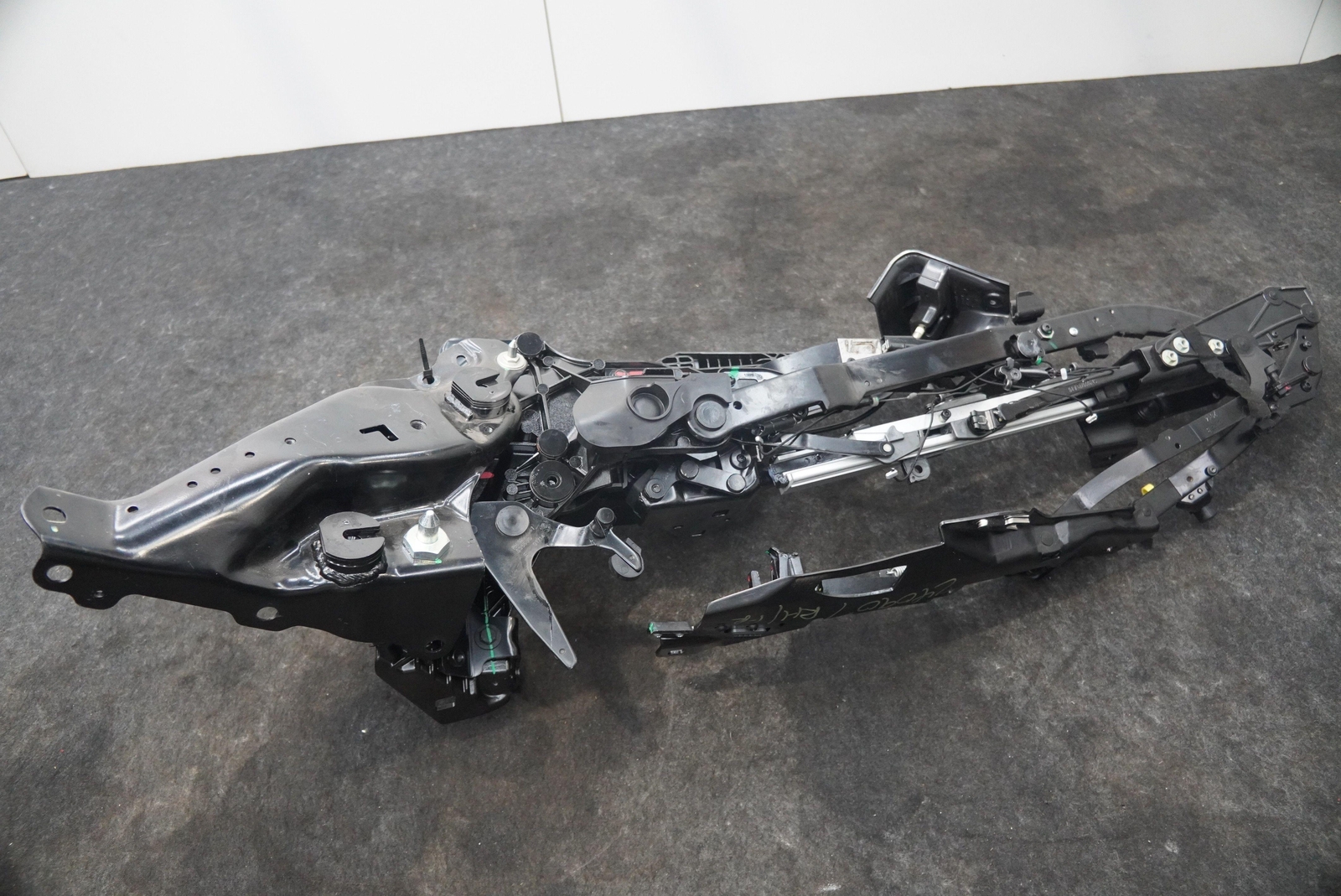 Right Convertible Top Roof Hinge Kinematics 86545900 Ferrari California T 2015