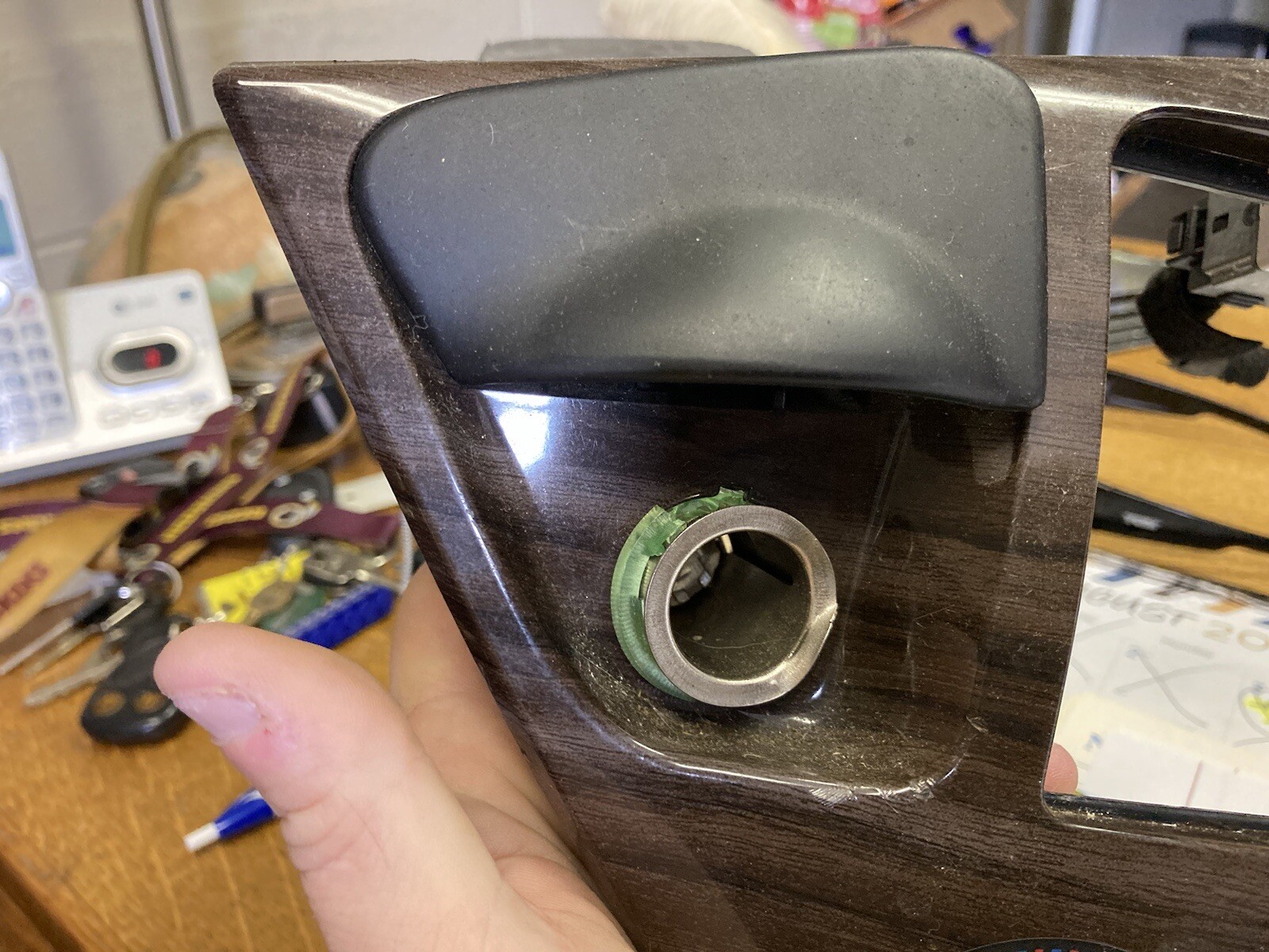 Picture 3 of 8