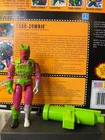 GI JOE Vintage Action Figure TOXO ZOMBIE Complete with File Cardback 1992