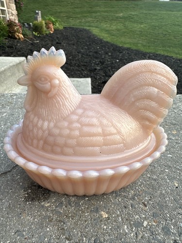 Mosser Glass Opalescent Tuscan Pink Hen On Nest Vintage Split Tail Chicken 5”