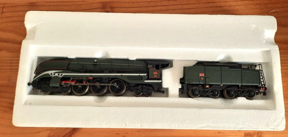 Jouef SNCF 232U1 Locomotive Vapeur H0 Plastique Vert (8249)  Série Prestige - Photo 3/4