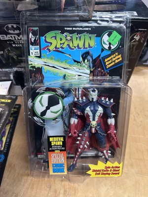 McFarlane s Todd Toys Medieval Spawn Series 1 w Comic Book 1994 (A18)