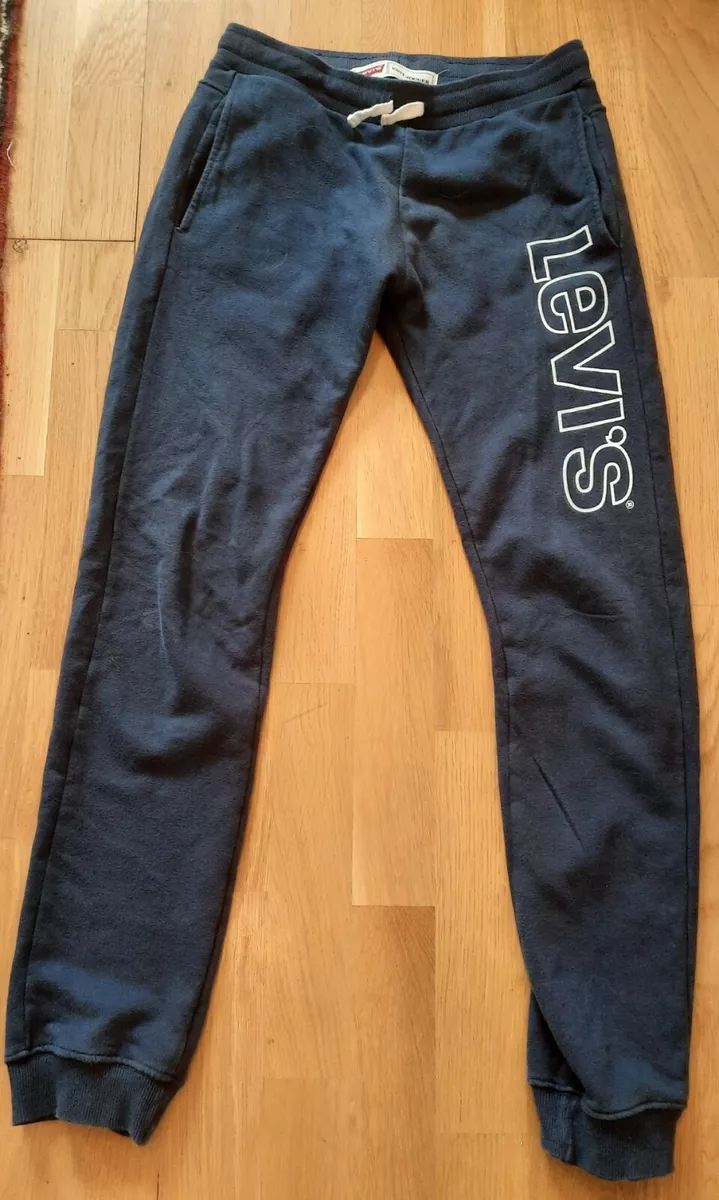 Levi jogging best sale bottoms