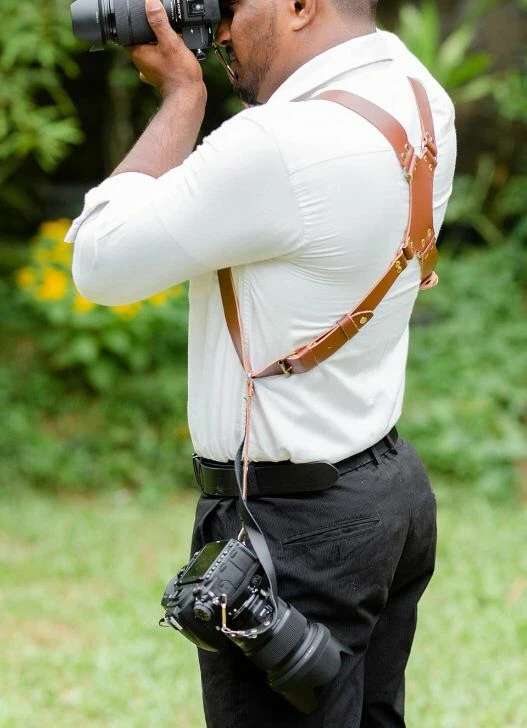 双肩皮革数码单反相机带 — 第 4/4 张图片