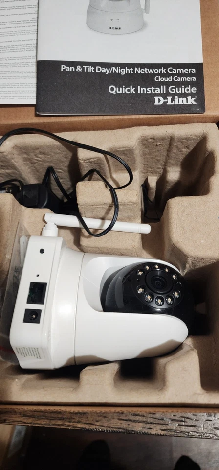 D-Link DCS-5020L Wireless N Day & Night Pan/Tilt Cloud Camera - White Tested - Image 2 of 4