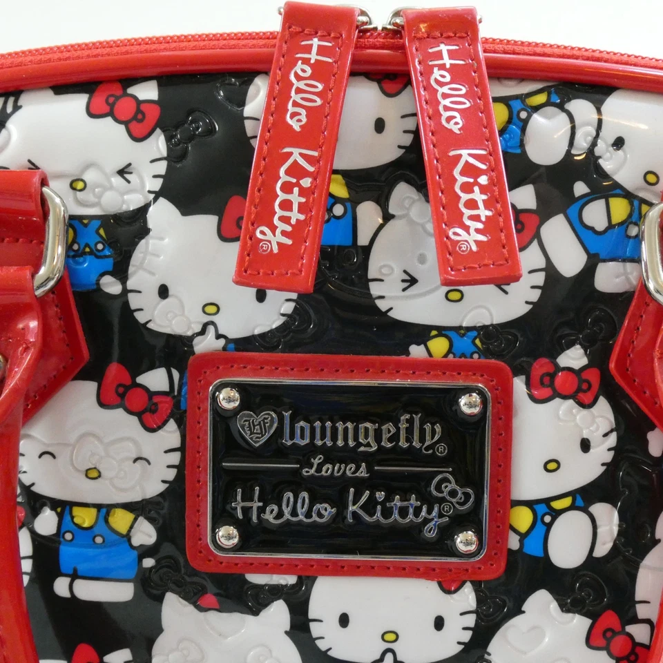 Bolso Hello Kitty Lounge Fly Dome Rojo Azul Estampado en Todas Partes Bolso Brillante Dije Foto 2 de 4
