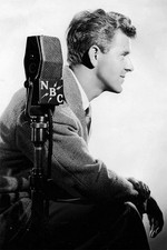 618332 Jack Benny At Microphone Actor Comedian Wall Print Poster