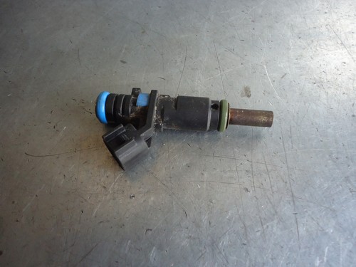 Opel Astra J Einspritzventil 55562599 1.6 85kW A16XER 79435